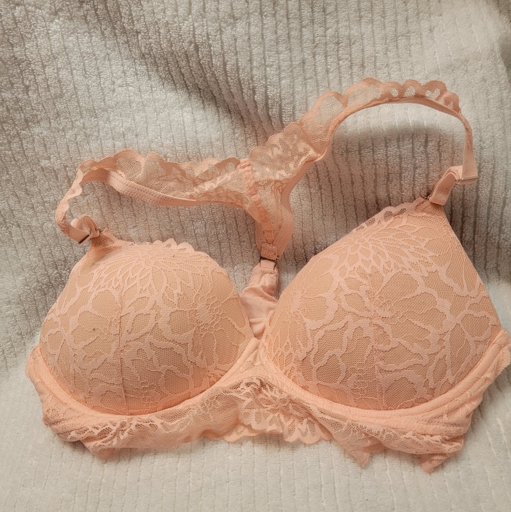 36C Wireless pushup,  PINK Victoria Secret, light pink/orange ish